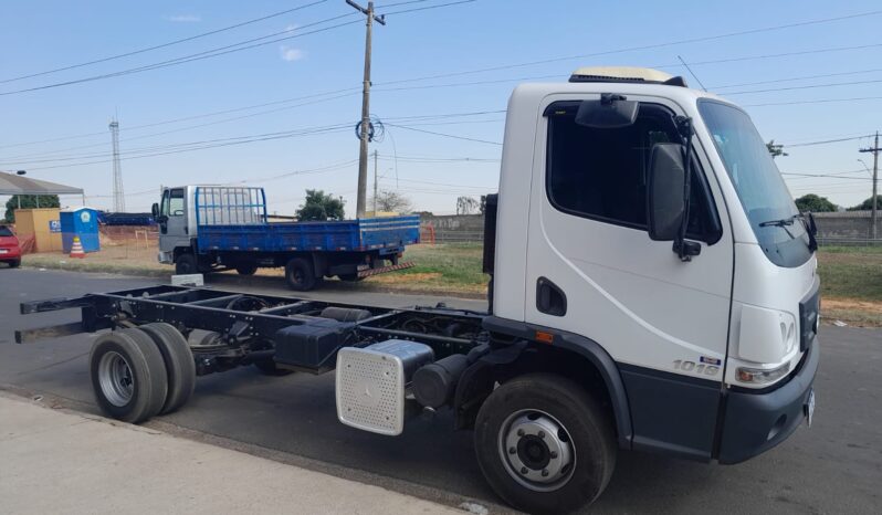 MB Accelo 1016 – (2015) || 4X2 Chassis completo