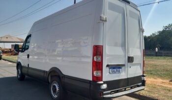 Iveco Daily City 30S13 Furgão – (2019) || COMPLETA || completo