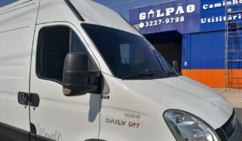 Iveco Daily City 30S13 Furgão – (2019) || COMPLETA || completo