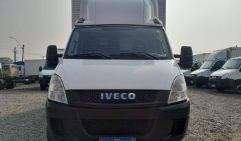 Iveco Daily 35S14 – (2018) || Baú Carga Seca completo