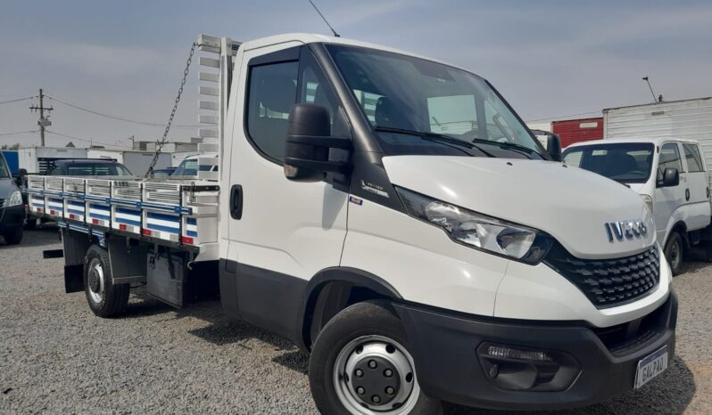 Iveco Daily 35.150 – (2022) HDCS || Carroceria de Madeira completo