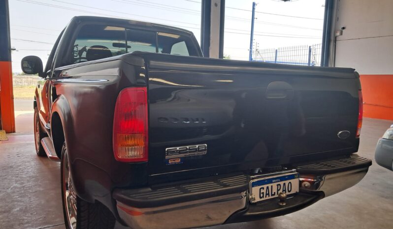 Ford F-250 XLT 4X2 – (2000) || Cabine Simples completo