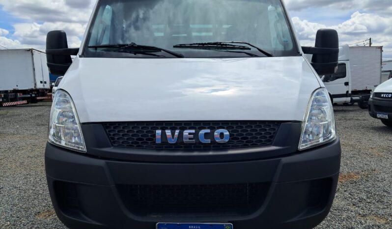 Iveco Daily 35S14 HDCD C.Dupla/07 Lugares – (2013) || CARROCERIA ZERAA!! completo