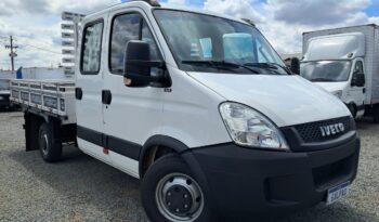 Iveco Daily 35S14 HDCD C.Dupla/07 Lugares – (2013) || CARROCERIA ZERAA!! completo