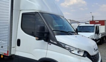 Iveco Daily 35-150 HDCS – (2022) || Baú Carga Seca completo