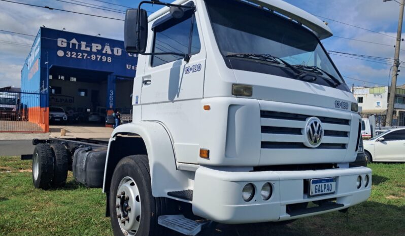 VW 13.180 WORKER – TOCO CHASSIS – (2001) completo