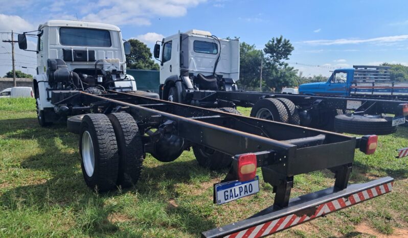 VW 13.180 WORKER – TOCO CHASSIS – (2001) completo