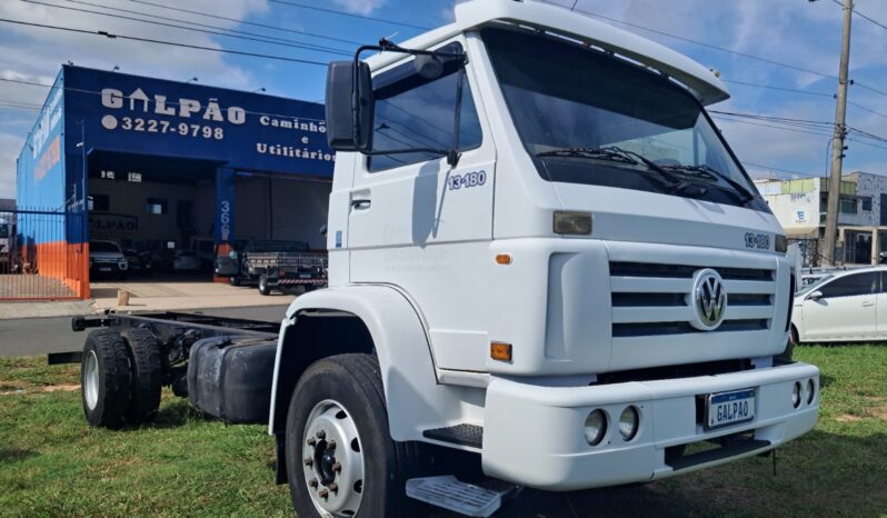 VW 13.180 WORKER – TOCO CHASSIS – (2001) completo