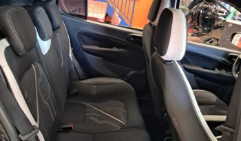 FIAT UNO SPORTING 1.4 FLEX – (2016) completo