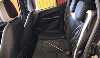 FIAT UNO SPORTING 1.4 FLEX – (2016) completo