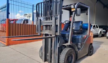 Empilhadeira CLX-25 – (2014) completo