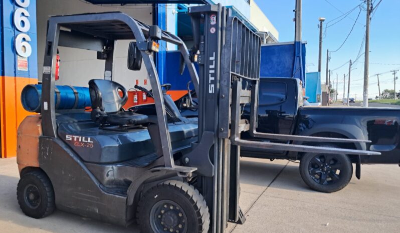 Empilhadeira CLX-25 – (2014) completo