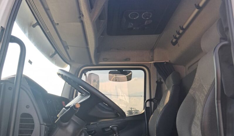 MB Atego 2426 6X2 GAIOLA SUÍNA – (2014) completo