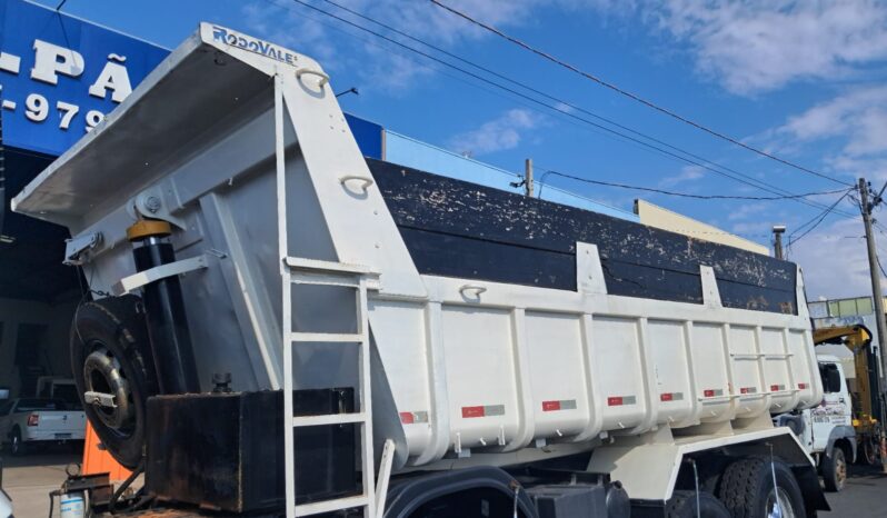 VW 24.320 CRM 8X2 Caçamba 15 M³ – (2012) completo