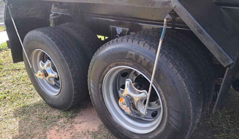 FORD CARGO 4532 6X2 CAÇAMBA 10 M³ – (2010) completo