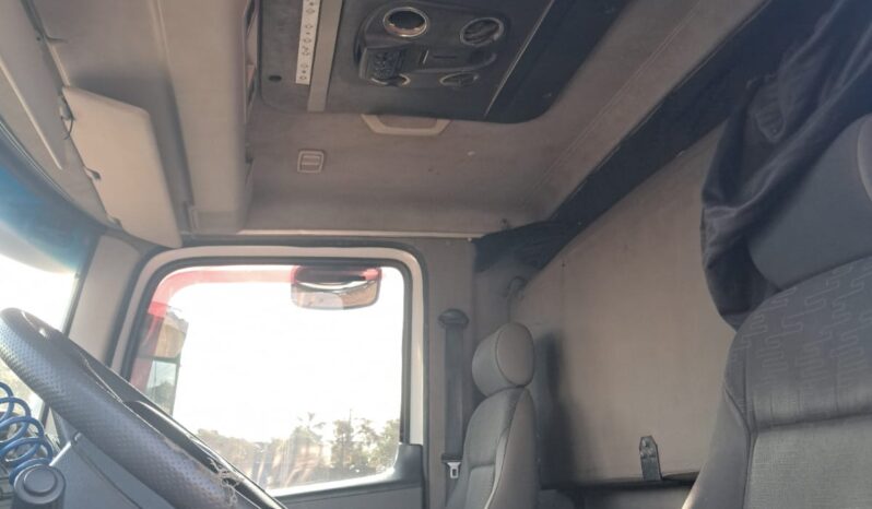 VW 24.280 CRM 6X2 – Basculante – (2012) completo