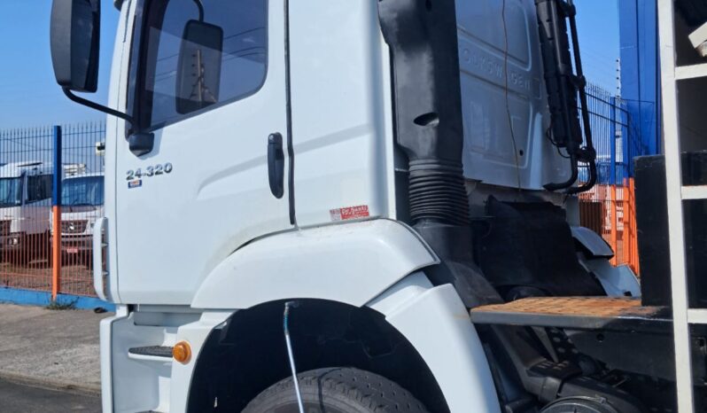 VW 24.320 CRM 8X2 Caçamba 15 M³ – (2012) completo