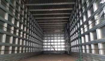 VW 24.280 6X2 CRM Prime Baú Carga Seca – (2021) completo