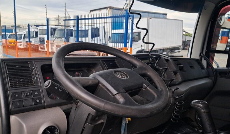 VW 24.280 6X2 CRM Prime Baú Carga Seca – (2021) completo