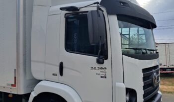 VW 24.280 6X2 CRM Prime Baú Carga Seca – (2021) completo