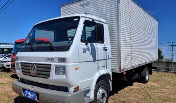 VW 8.150 Baú Carga Seca – (2002) completo