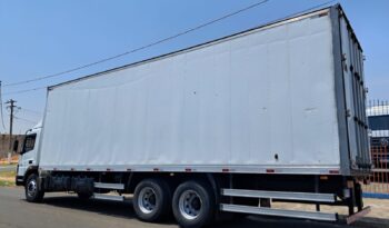 MB ATEGO 2426 6X2 Baú Carga Seca – (2019) completo