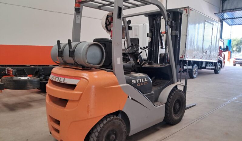 Empilhadeira STILL CLX-25 – (2015) completo