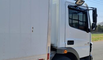 MB ATEGO 2426 6X2 Baú Carga Seca – (2019) completo