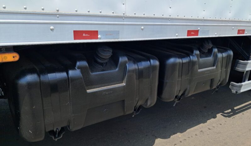 MB ATEGO 2426 6X2 Baú Carga Seca – (2019) completo