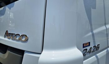 MB ATEGO 2426 6X2 Baú Carga Seca – (2019) completo