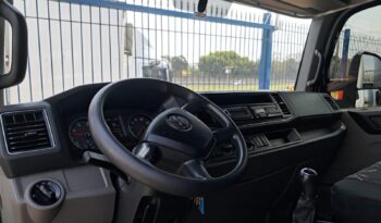 VW 11.180 PRIME 4X2 Baú Sider – (2022) completo