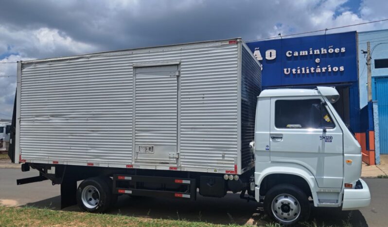 VW 7.110 Baú Carga Seca/Plataforma – (2004) completo