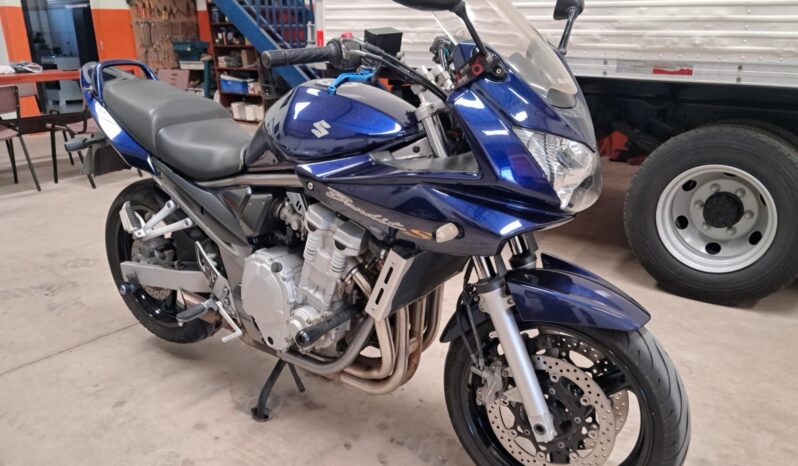 Suzuki Bandit 650S – (2010) completo
