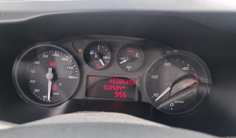 Iveco Daily 35.150 Baú Carga Seca – (2022) completo