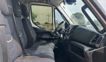 Iveco Daily 35.150 Baú Carga Seca – (2022) completo