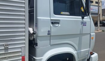 VW 7.110 Baú Carga Seca/Plataforma – (2004) completo