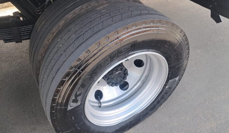 VW 7.110 Baú Carga Seca/Plataforma – (2004) completo