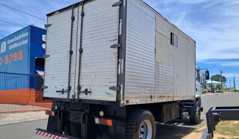MB 1718 Toco 4X2 “BAÚ OFICINA” – (2011) completo