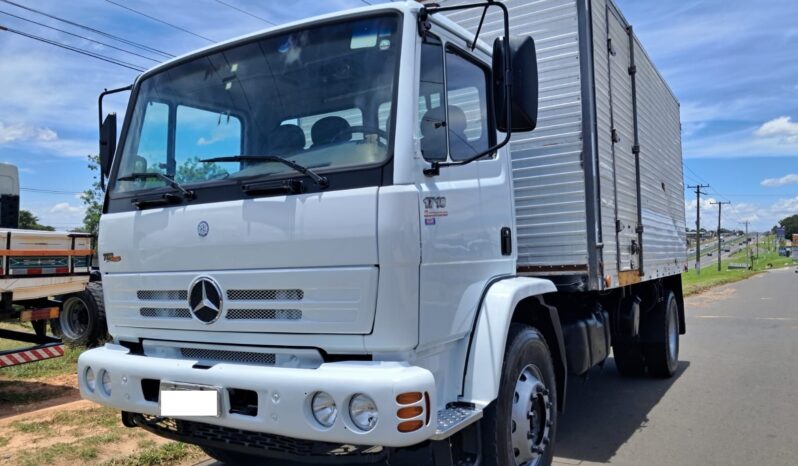 MB 1718 Toco 4X2 “BAÚ OFICINA” – (2011) completo