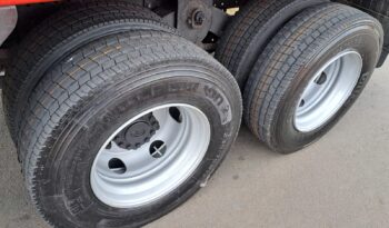 VW 13.180 6X2 DRC Síder de Bebidas – (2022) completo