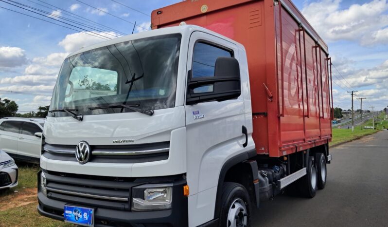 VW 13.180 6X2 DRC Síder de Bebidas – (2022) completo
