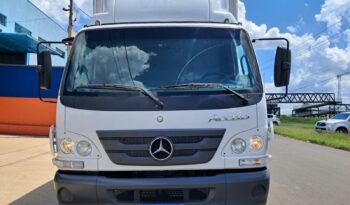 MB Accelo 1016 4X2 CE Baú Carga Seca VUC – (2018) completo