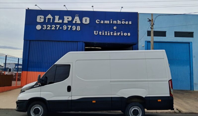 IVECO Daily 30-130 Gran Furgone 4X2 – (2022) completo