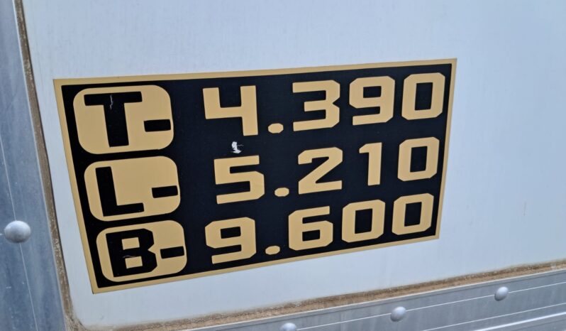 MB Accelo 1016 4X2 CE Baú Carga Seca VUC – (2018) completo