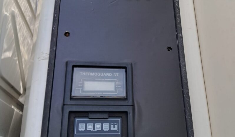 Ford Cargo 2428 4º EIXO – BAÚ REFRIGERADO -25 || 2012 || completo