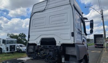 M.Benz AXOR 2544 LS 6X2 C.Leito – (2016) completo