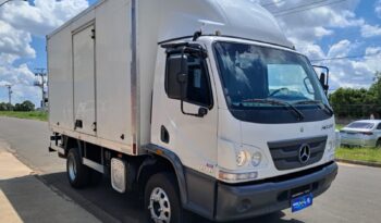 MB Accelo 1016 4X2 CE Baú Carga Seca VUC – (2018) completo