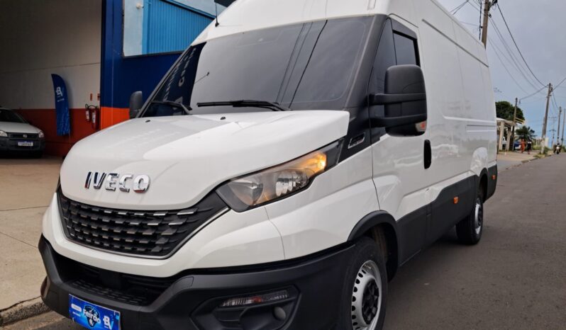 IVECO Daily 30-130 Gran Furgone 4X2 – (2022) completo