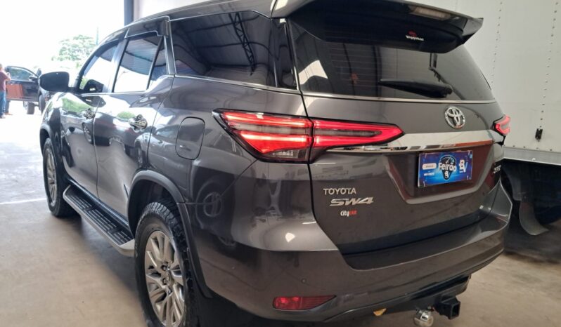 Hilux SW4 SRX 2.8 Turbo Diesel 4X4 – (2021) completo