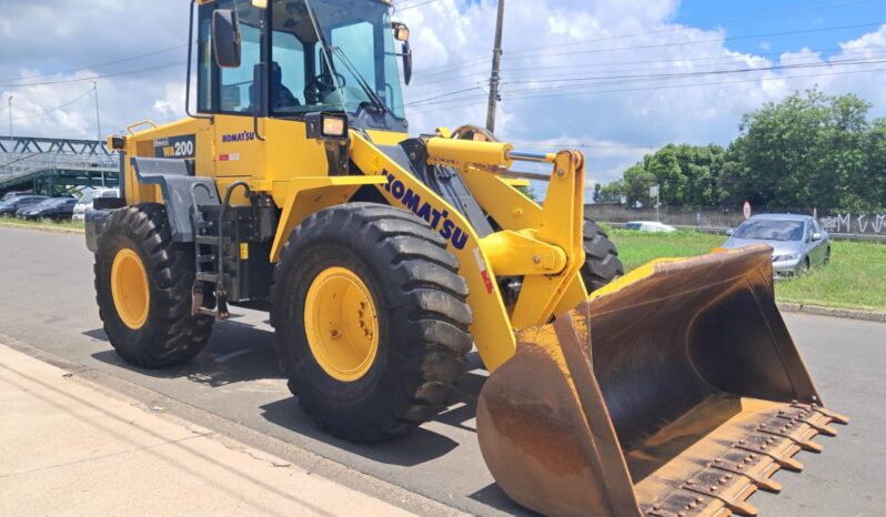 PÁ CARREGADEIRA KOMATSU WA200 – (2022) completo